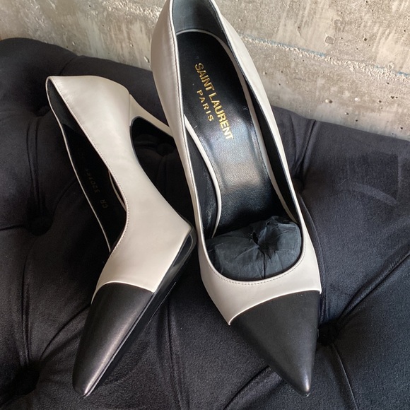 St Laurent escarpins, approx 4” stiletto bone with black toe - Picture 3 of 5